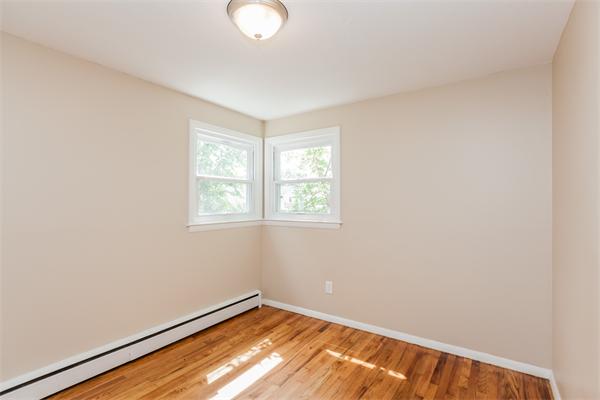 185 Redlands Street Springfield, MA 01104 - Photo 25 of 28 an empty room with window
