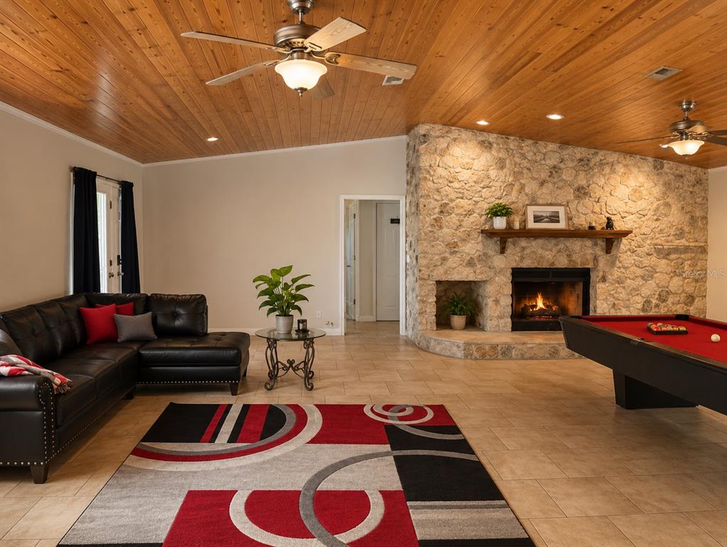 1292 Valleybrook Road Southeast Palm Bay, FL 32909 - Photo 6 of 11 Gallery Image 6