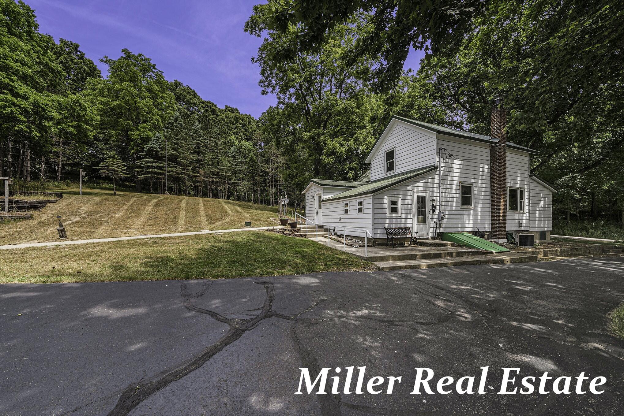 7067 West Irving Road Middleville, MI 49333 - Photo 7 of 32 Miller Real Estate28