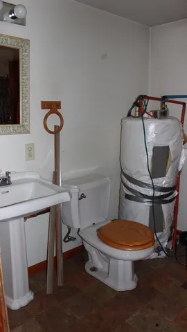 $32,000 | 2380 State Road 13, Adams, WI 53910