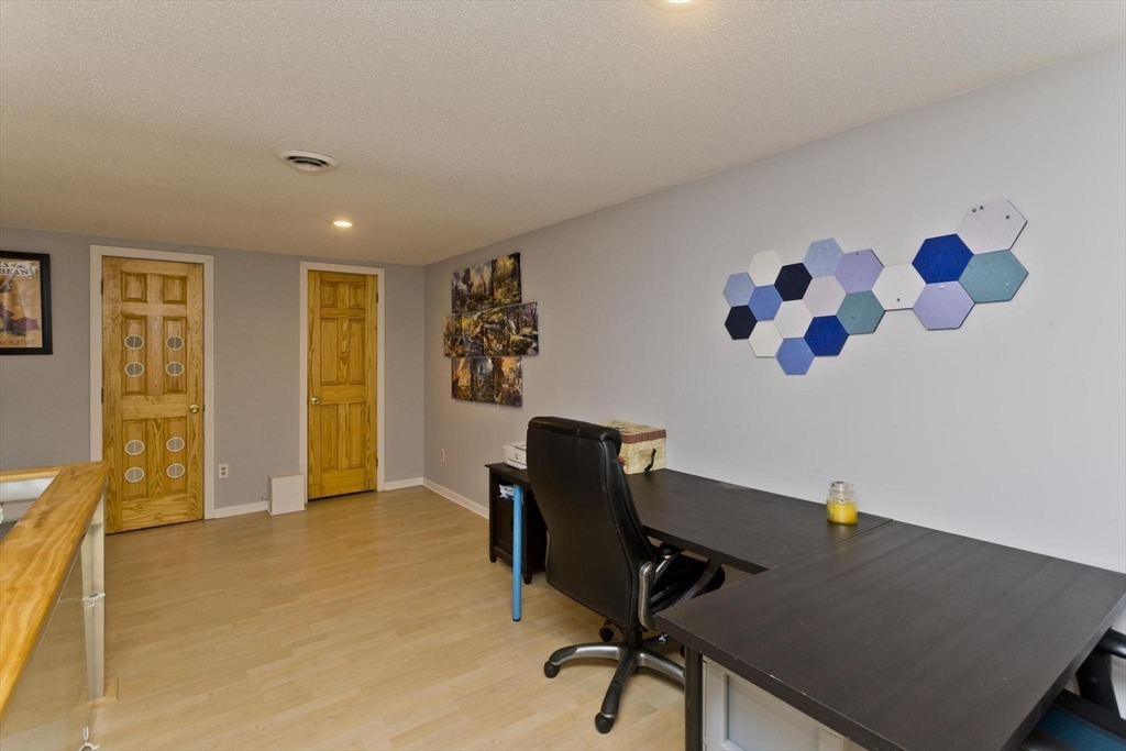 433 Nassau Drive, Unit 433 Springfield, MA 01129 - Photo 41 of 41 a workspace with furniture and window