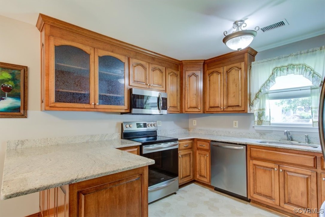 15012 Rowlett Road Chesterfield, VA 23838 - Photo 4 of 33