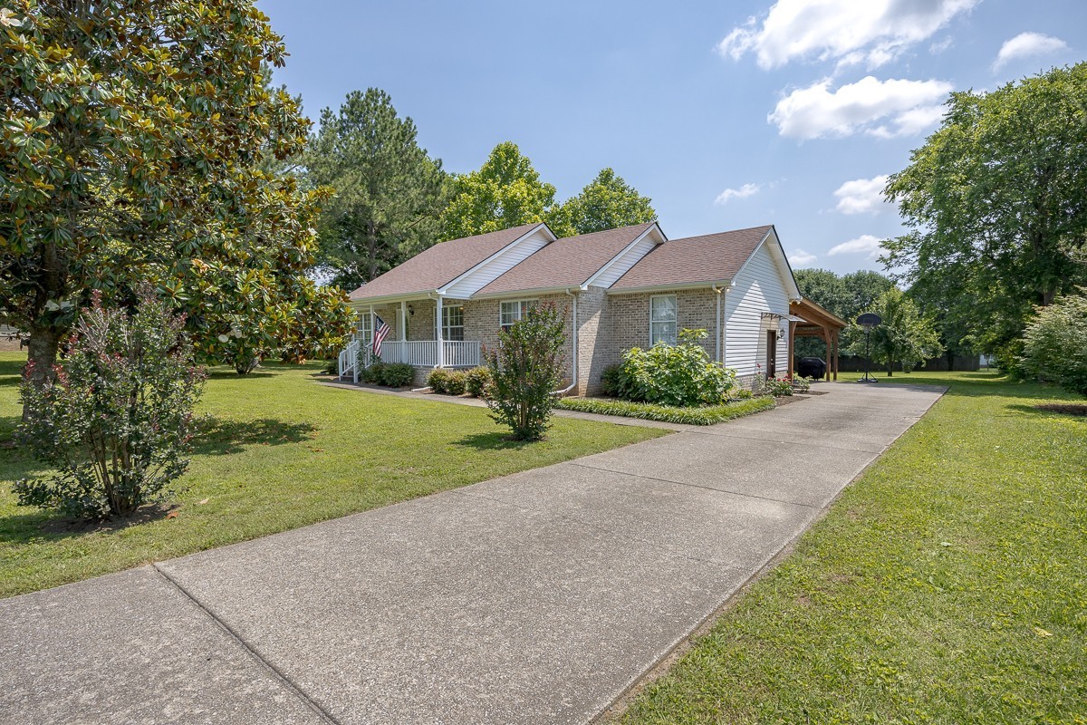 1077 Kathryn Road Mount Juliet, TN 37122 - Photo 4 of 52 Gallery Image 4