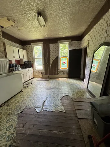 $229,900 | 403 Vine Street South, Wartrace, TN 37183