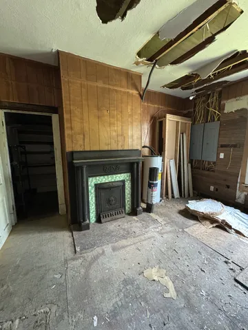 $229,900 | 403 Vine Street South, Wartrace, TN 37183