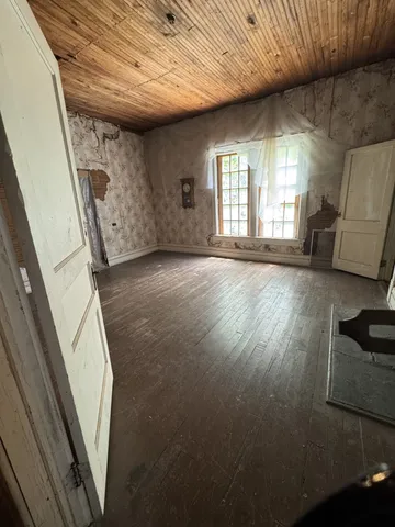 $229,900 | 403 Vine Street South, Wartrace, TN 37183