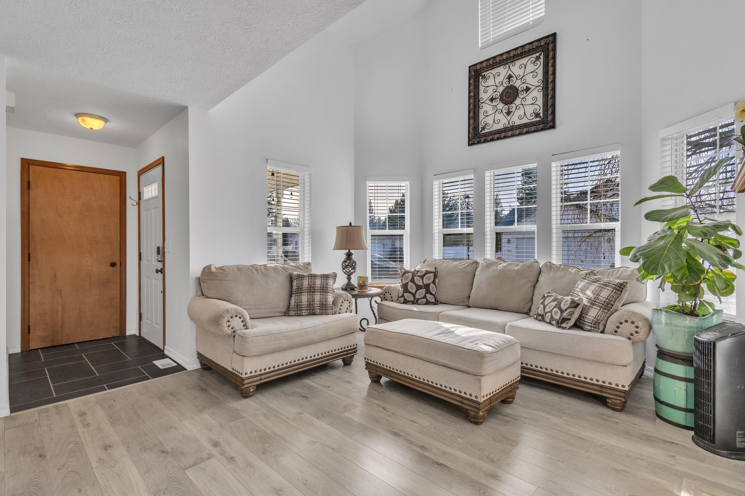 1515 South Avalon Lane Spokane Valley, WA 99216 - Photo 7 of 49