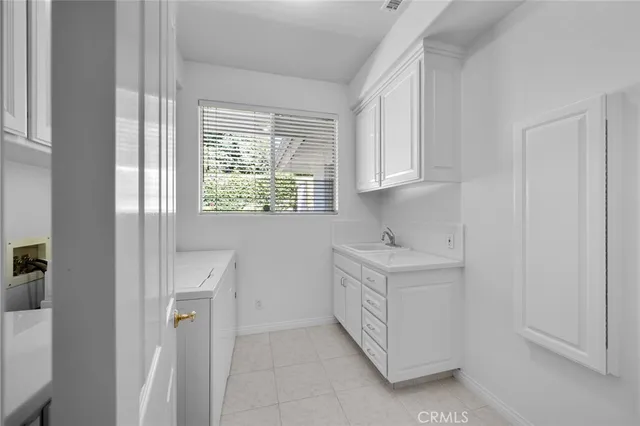 a black and white checkered floor