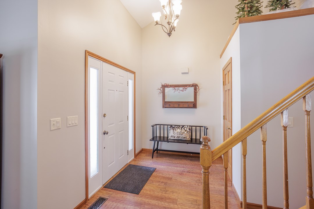 924 Alexandersville Road Miamisburg, OH 45342 - Photo 3 of 66