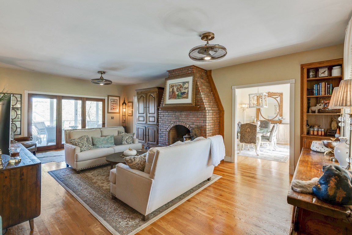 1368 Hunter Road Franklin, TN 37064 - Photo 9 of 45