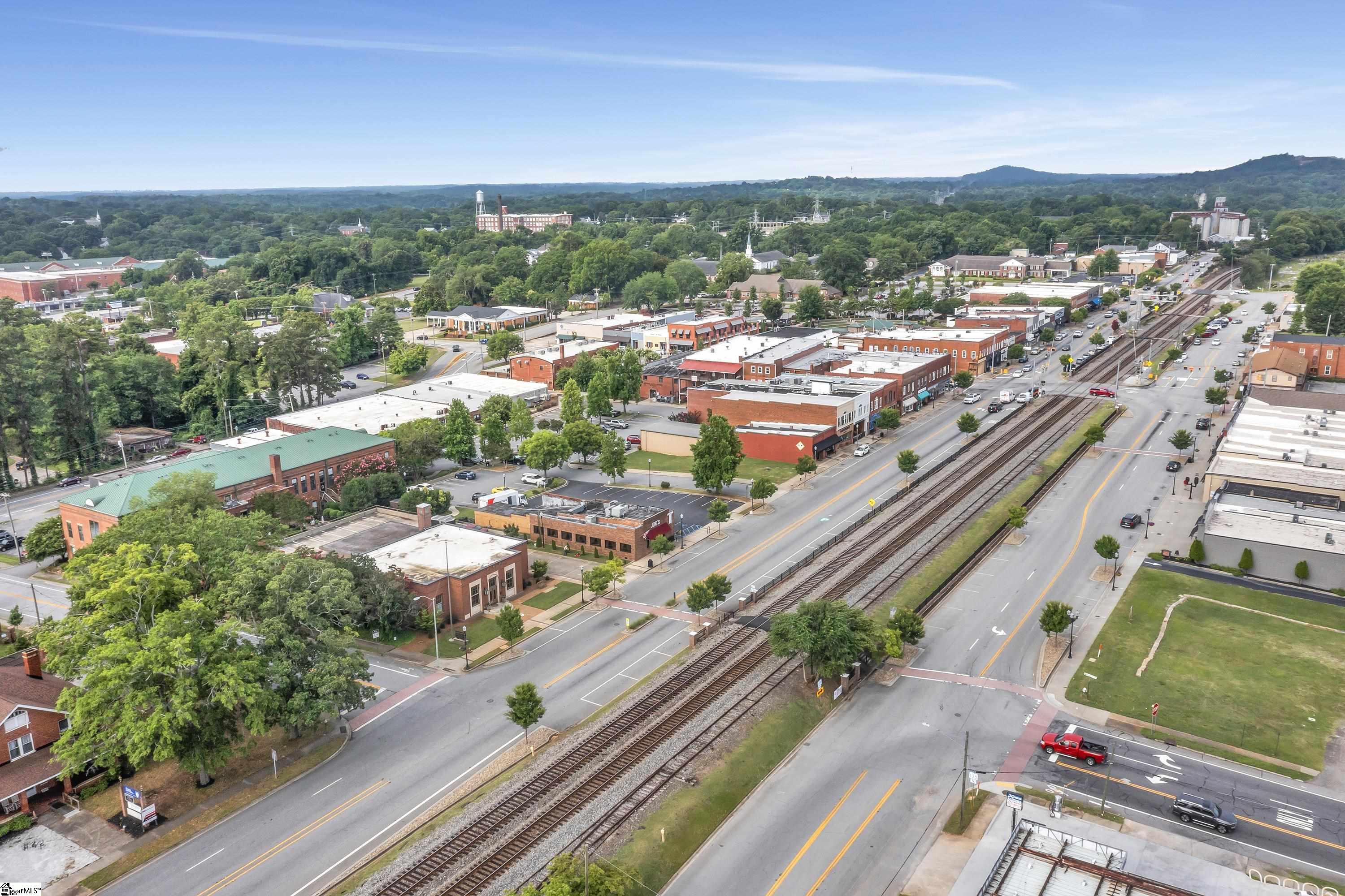 102 Russell Street, Unit 206 Easley, SC 29640 - Photo 31 of 33