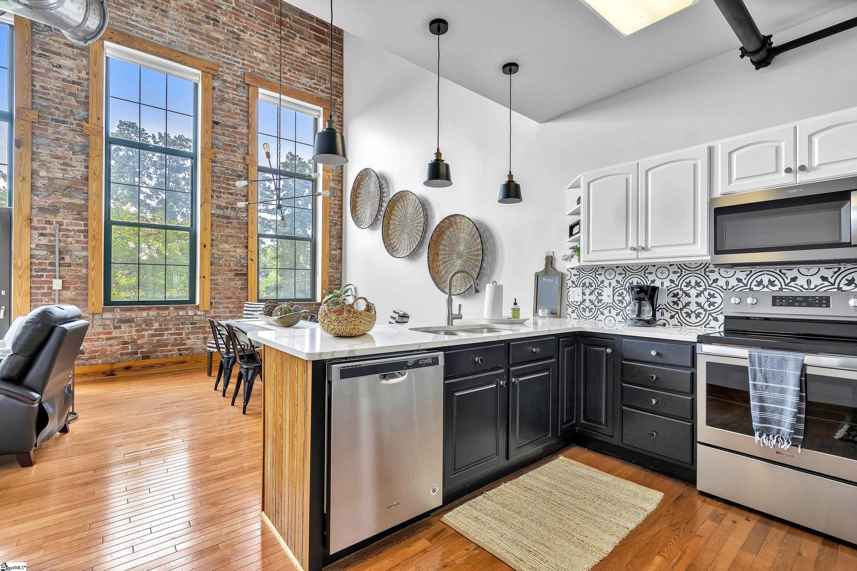 102 Russell Street, Unit 206 Easley, SC 29640 - Photo 6 of 33