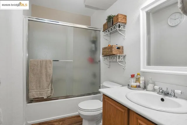 a view of an ocean view