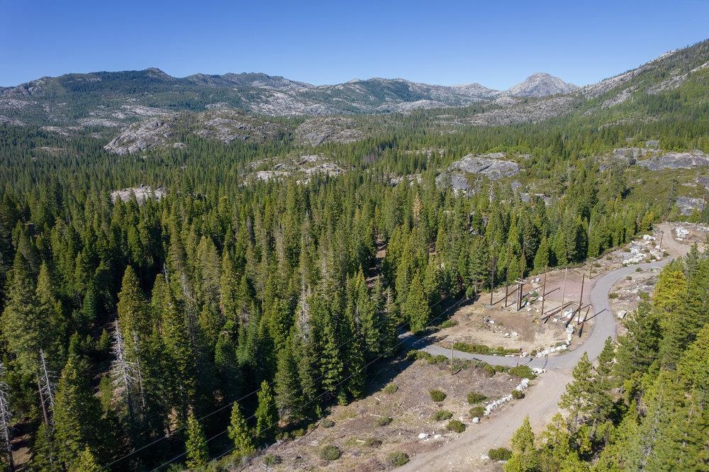 11820 Eagle Lakes Road Nevada City, CA 95959 - Photo 10 of 26 a view of a city and mountains