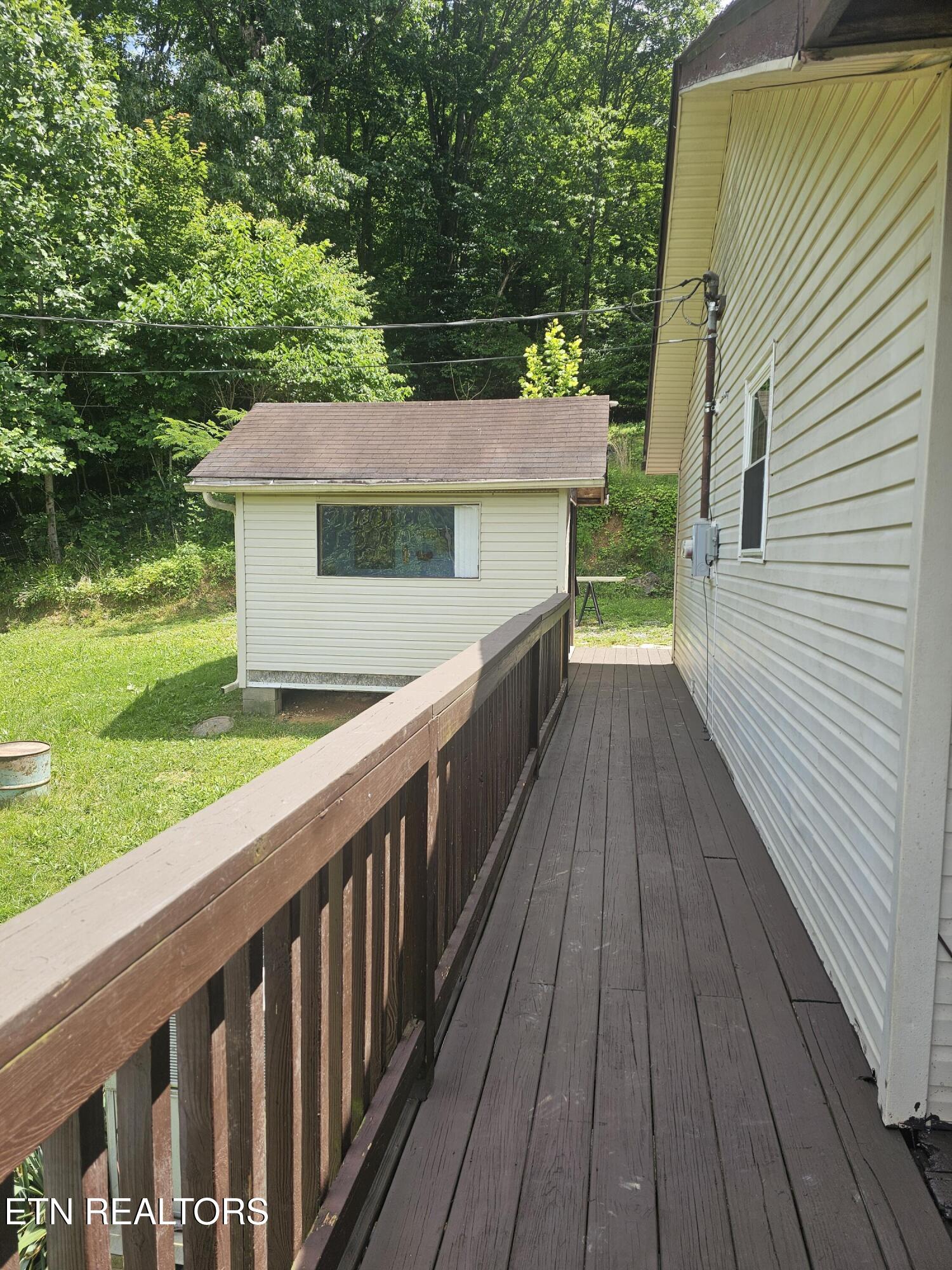 395 Cunningham Road Tazewell, TN 37879 - Photo 31 of 38 31_beyc6a1d03102945b