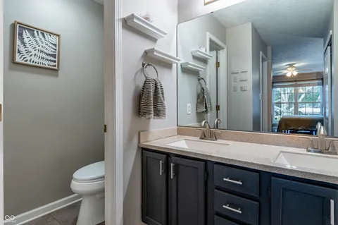 $275,000 | 9526 Settlement Drive West, Indianapolis, IN 46250