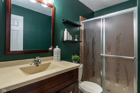 $275,000 | 9526 Settlement Drive West, Indianapolis, IN 46250