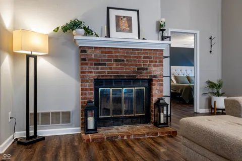 $275,000 | 9526 Settlement Drive West, Indianapolis, IN 46250