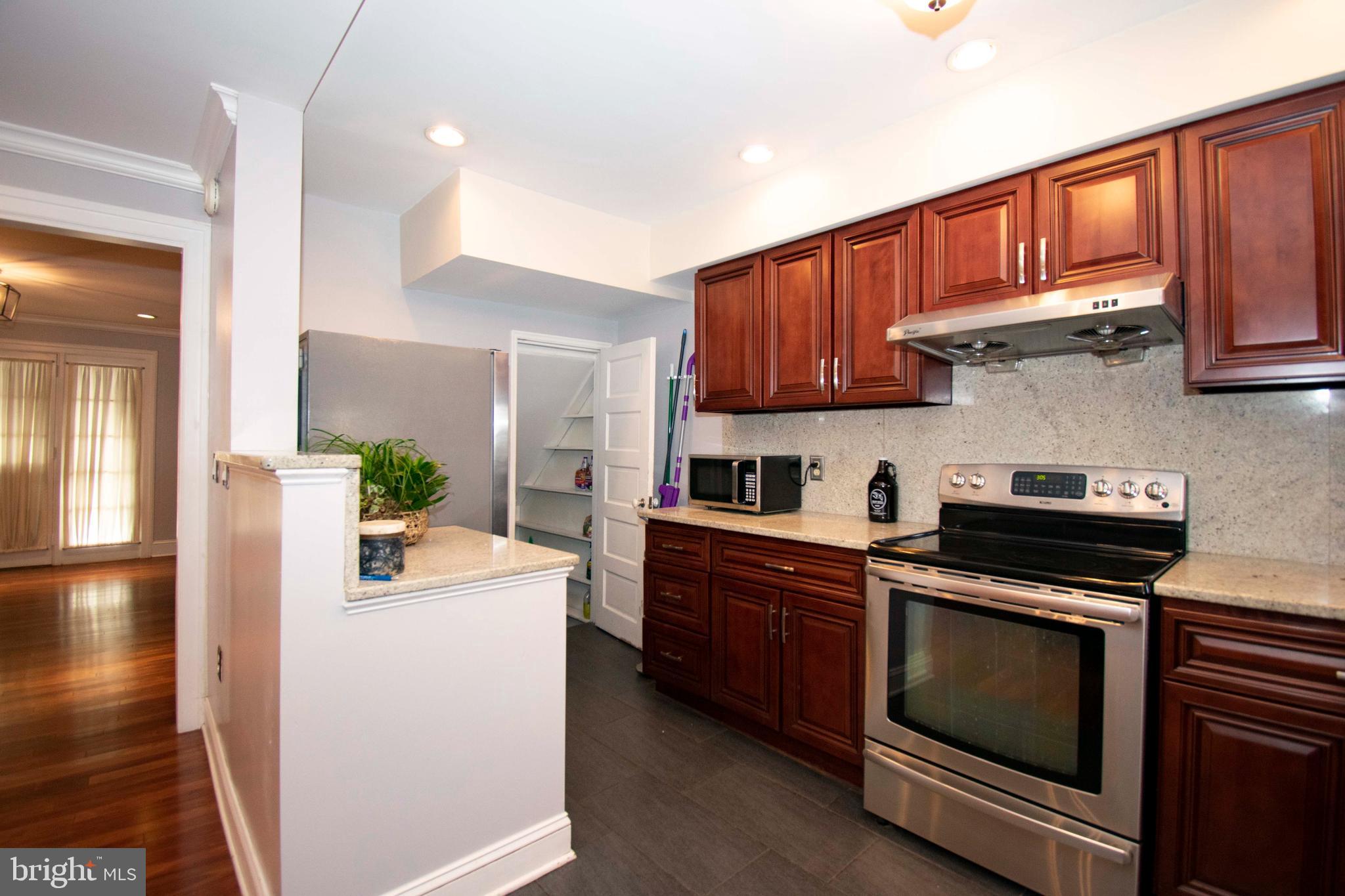 6449 Morris Park Road Philadelphia, PA 19151 - Photo 18 of 28 Gallery Image 18