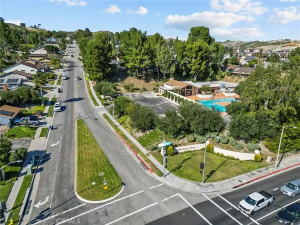 $840,000 | 16503 Fairglade Street, Canyon Country, CA 91387