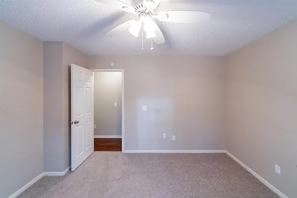 $3,200 | 75 Breezy Point Place, The Woodlands, TX 77381