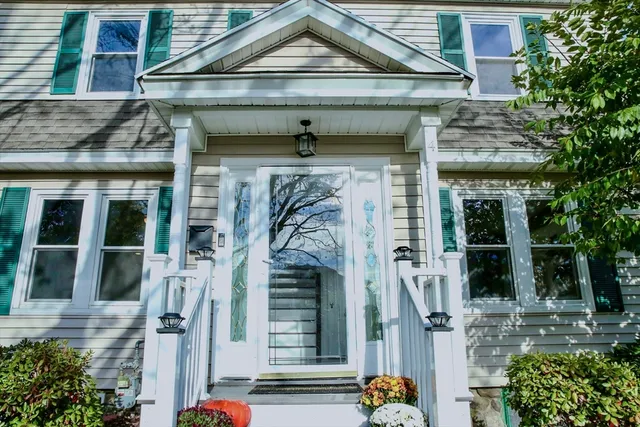 $539,900 | 4 Longfellow Road, Worcester, MA 01602