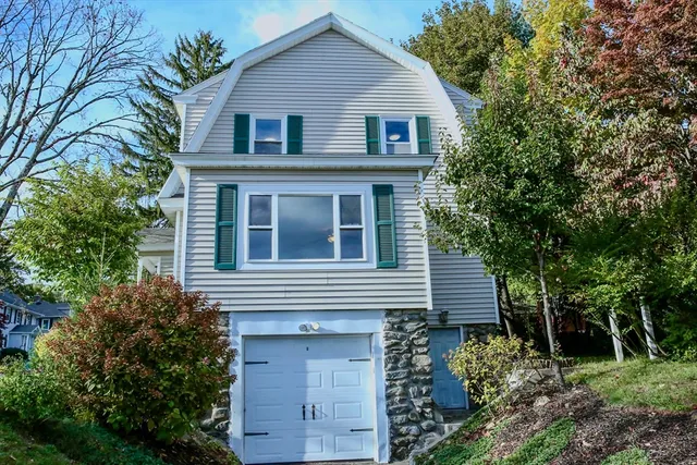 $539,900 | 4 Longfellow Road, Worcester, MA 01602