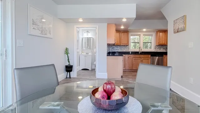 $539,900 | 4 Longfellow Road, Worcester, MA 01602