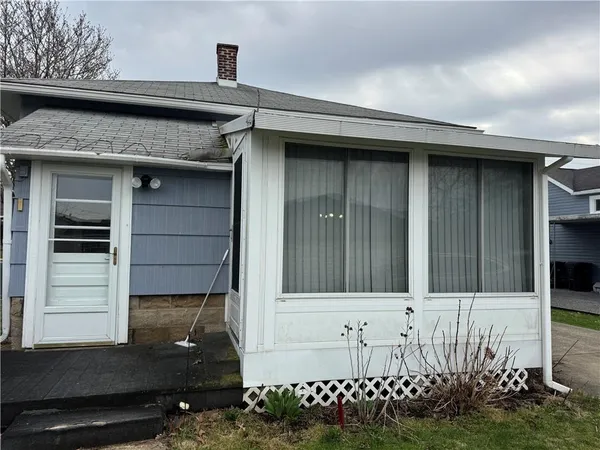 $1,500 | 411 Rainey Avenue, Grove City, PA 16127