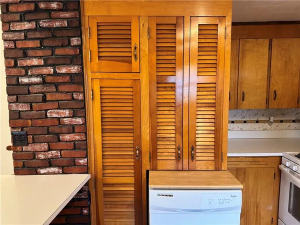 $1,500 | 411 Rainey Avenue, Grove City, PA 16127