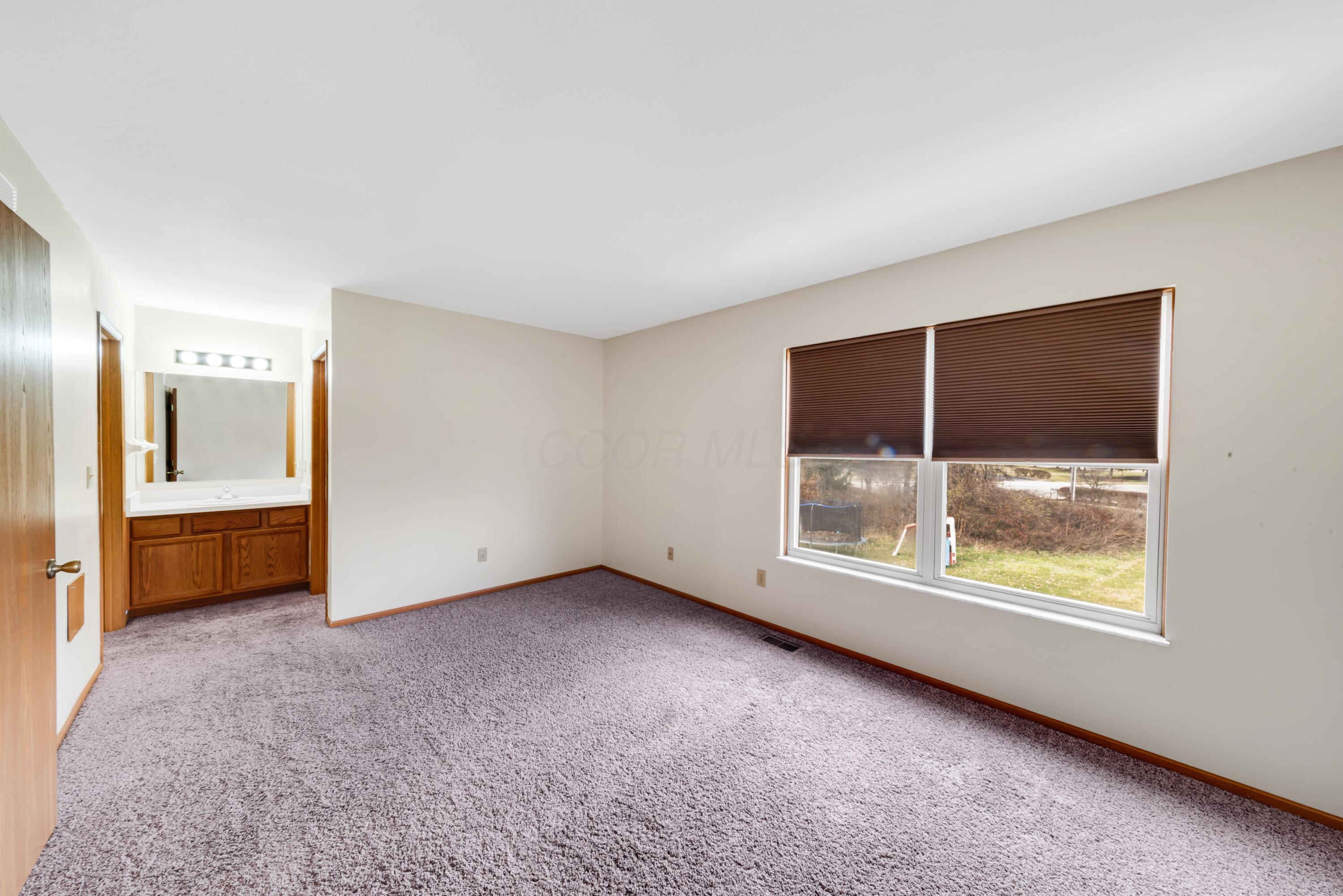 279 Richards Circle Delaware, OH 43015 - Photo 43 of 60 Upstair Primary Bedroom of 281 Richards