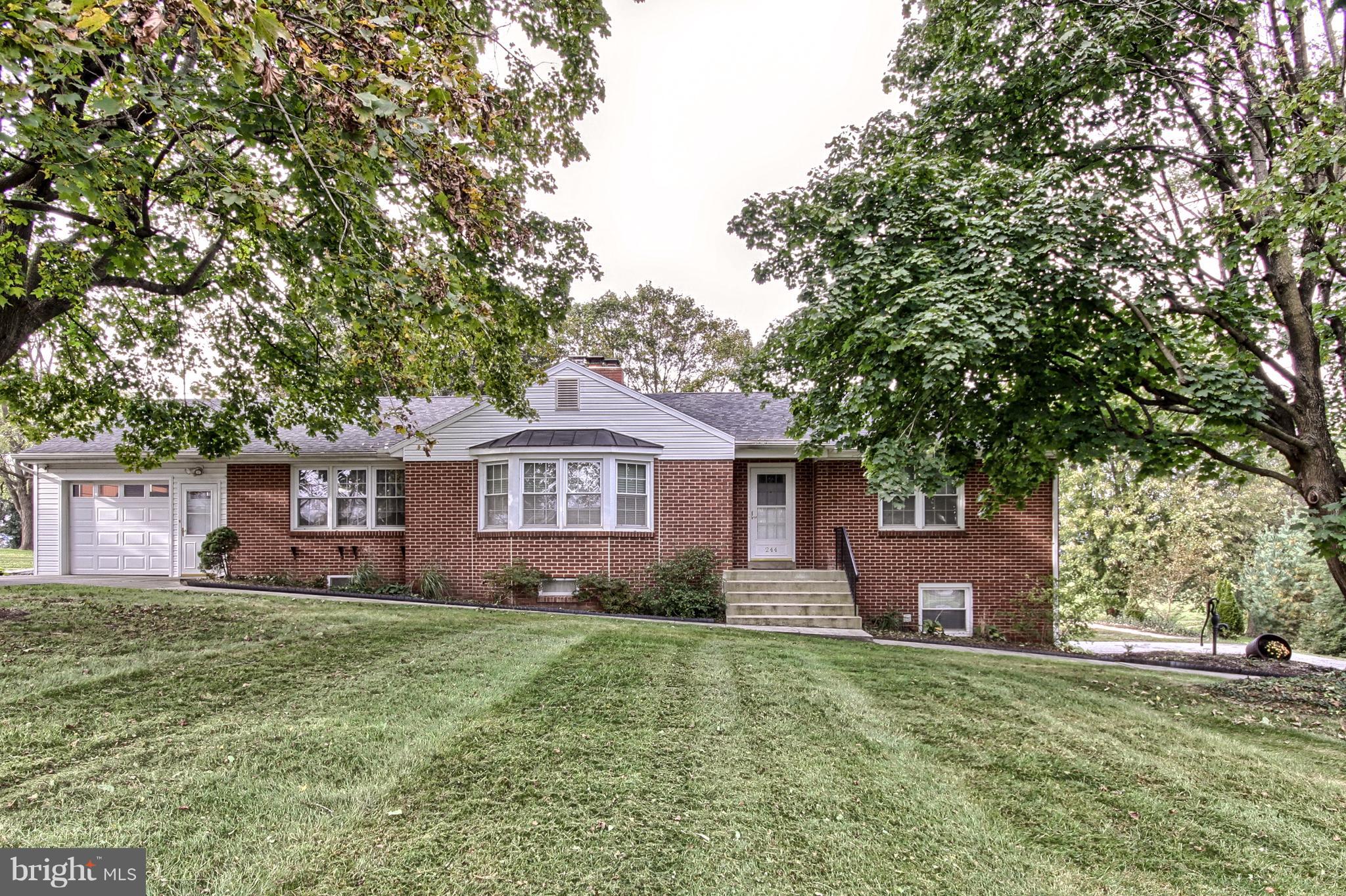 244 Ridge Hill Road Mechanicsburg, PA 17050 - Photo 8 of 63 Gallery Image 8