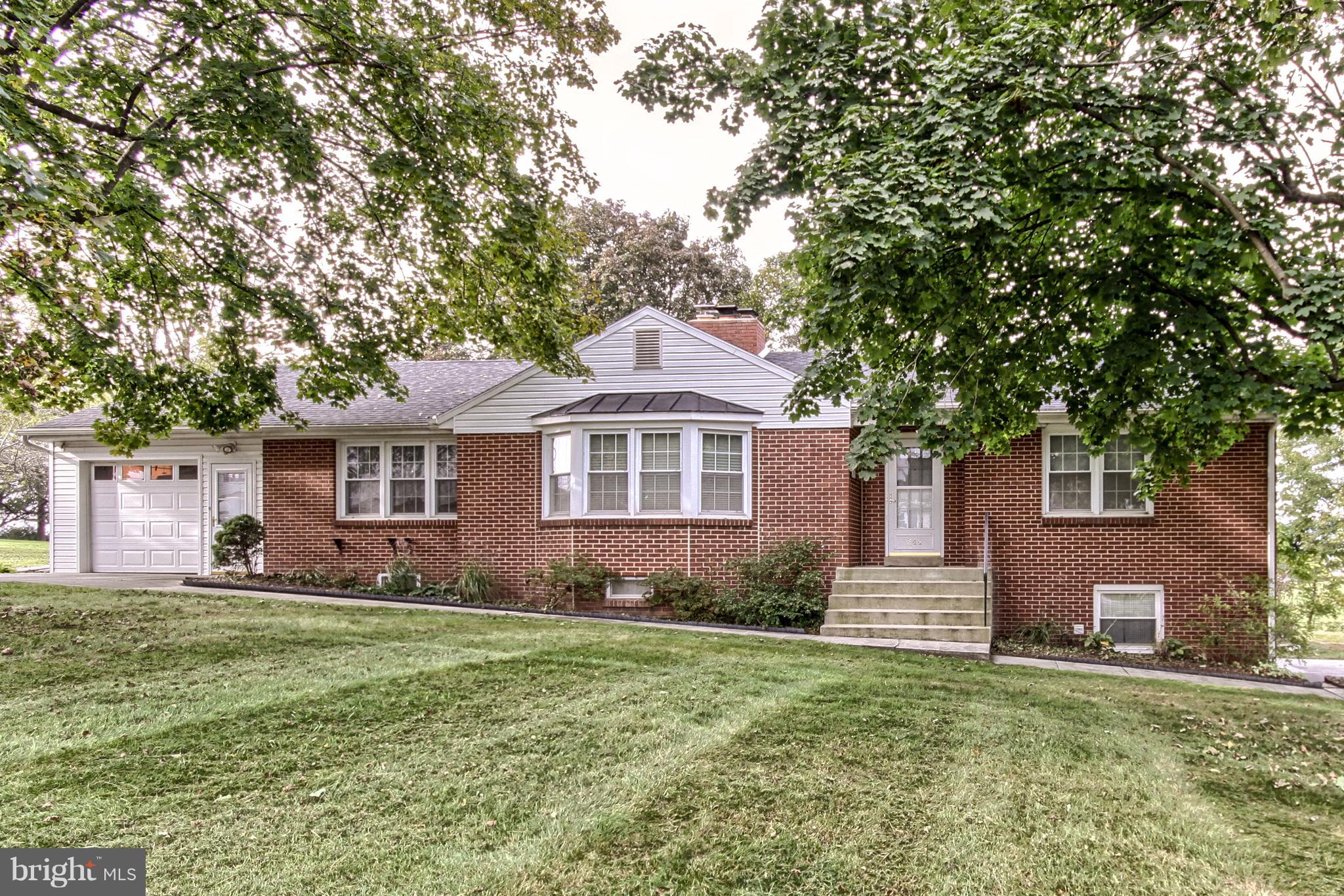 244 Ridge Hill Road Mechanicsburg, PA 17050 - Photo 10 of 63 Gallery Image 10