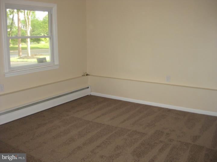 307 Parry Road Cinnaminson, NJ 08077 - Photo 12 of 25 Office / Study