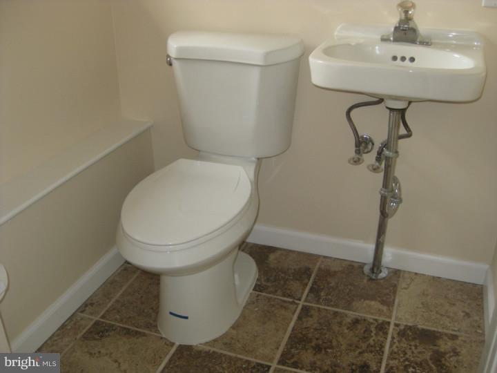 307 Parry Road Cinnaminson, NJ 08077 - Photo 13 of 25 Half Bath