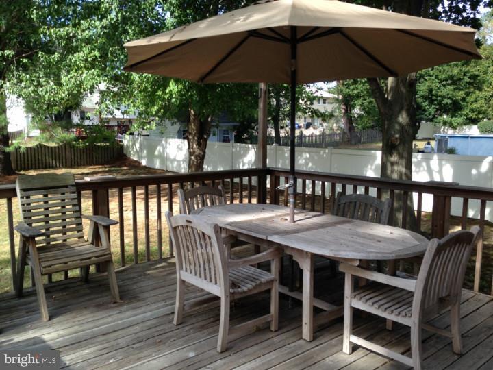 307 Parry Road Cinnaminson, NJ 08077 - Photo 23 of 25 Deck