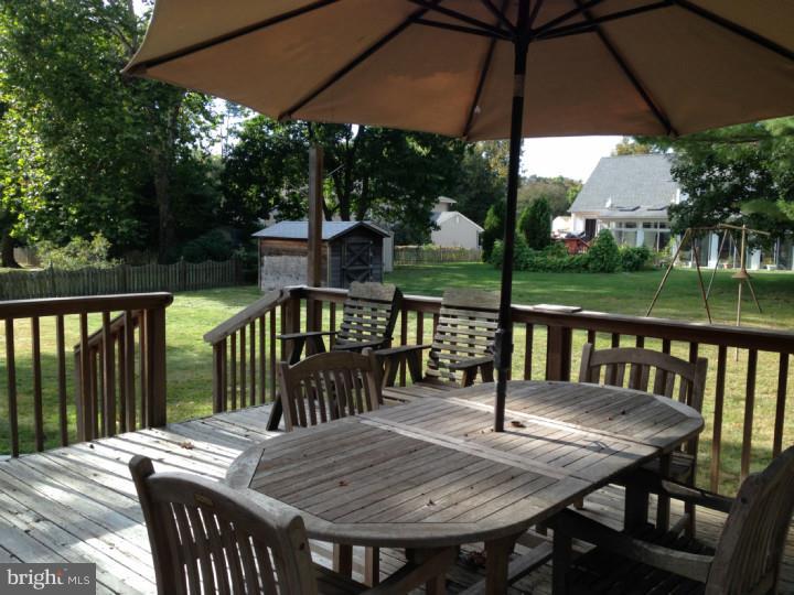 307 Parry Road Cinnaminson, NJ 08077 - Photo 24 of 25 Deck