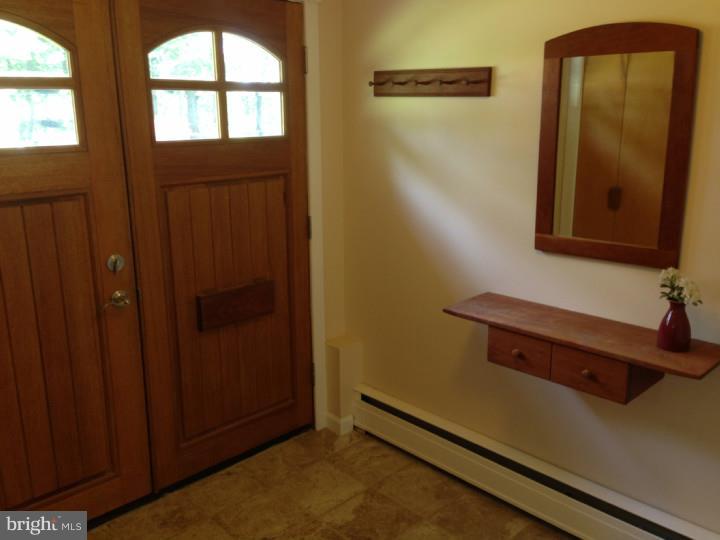 307 Parry Road Cinnaminson, NJ 08077 - Photo 5 of 25 Foyer