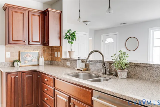 $974,950 | 16500 Chinook Drive, Petersburg, VA 23803