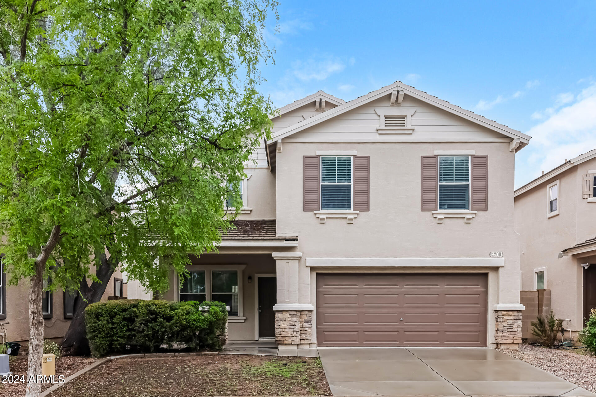 4209 West Maldonado Road Phoenix, AZ 85041 - Photo 1 of 27 000-photo-front-view-13630273
