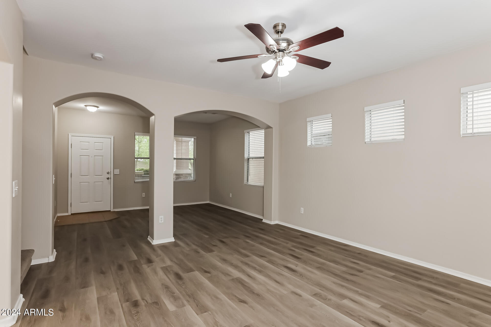 4209 West Maldonado Road Phoenix, AZ 85041 - Photo 6 of 27 007-photo-living-room-13630296