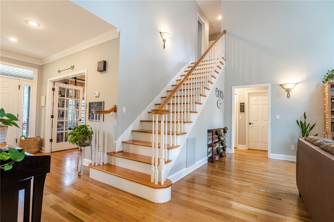 108 Emerald Pointe Drive Seneca, SC 29672 - Photo 9 of 47