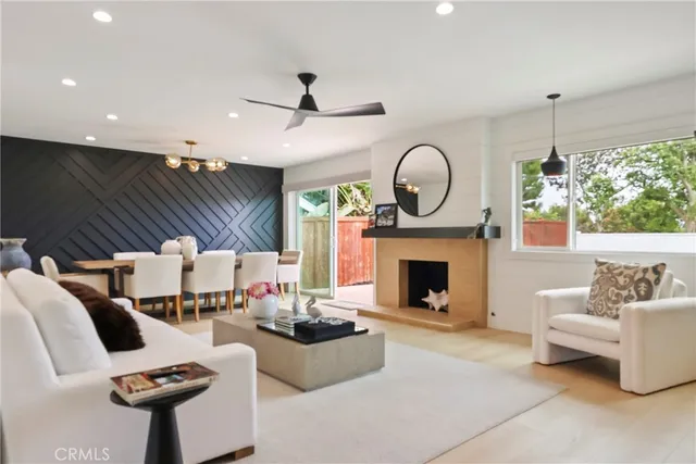 $3,200,000 | 2316 La Linda Place, Newport Beach, CA 92660