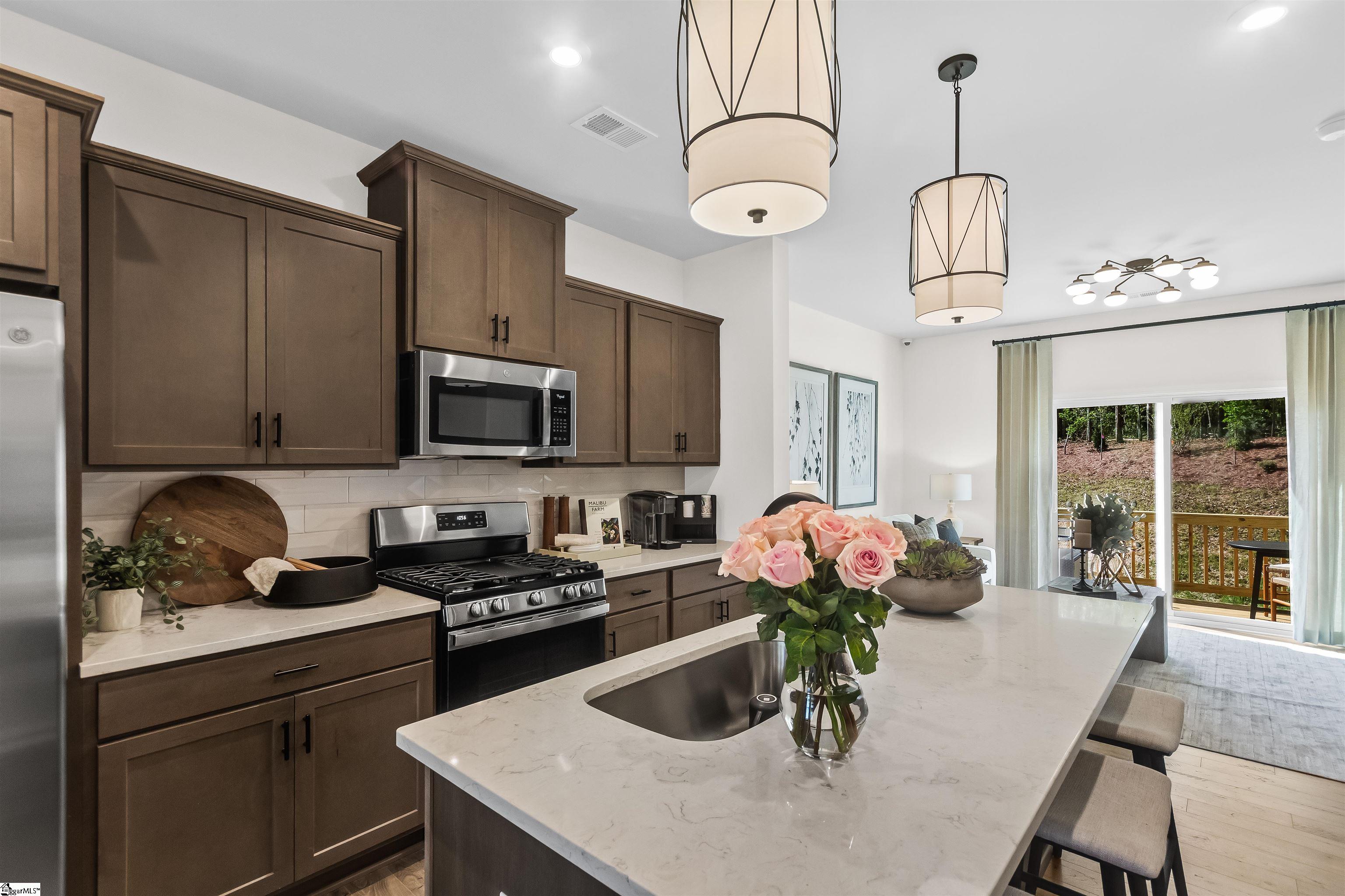 10 Broad River Way Greenville, SC 29607 - Photo 3 of 25