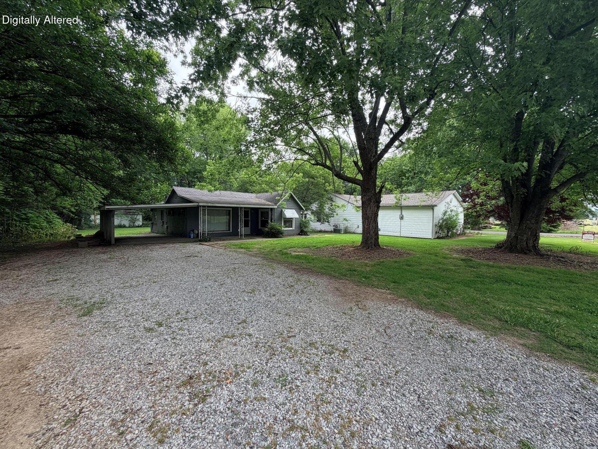 Rental (front) & Main house (back)