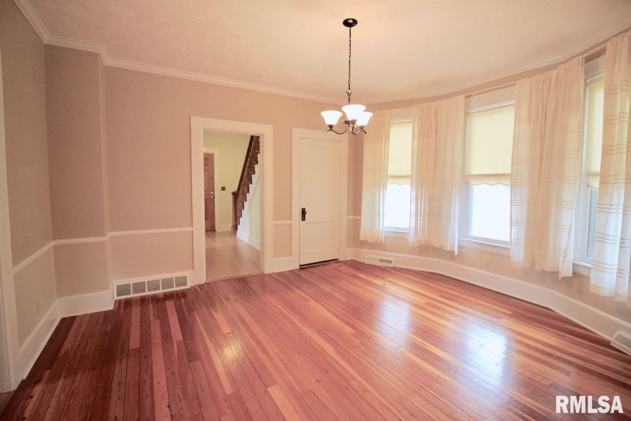 2706 Jersey Ridge Road Davenport, IA 52803 - Photo 12 of 24 Gallery Image 12