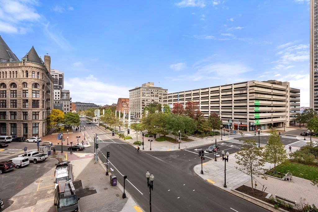110 Broad Street, Unit 401 Boston, MA 02110 - Photo 15 of 24 a view of a city