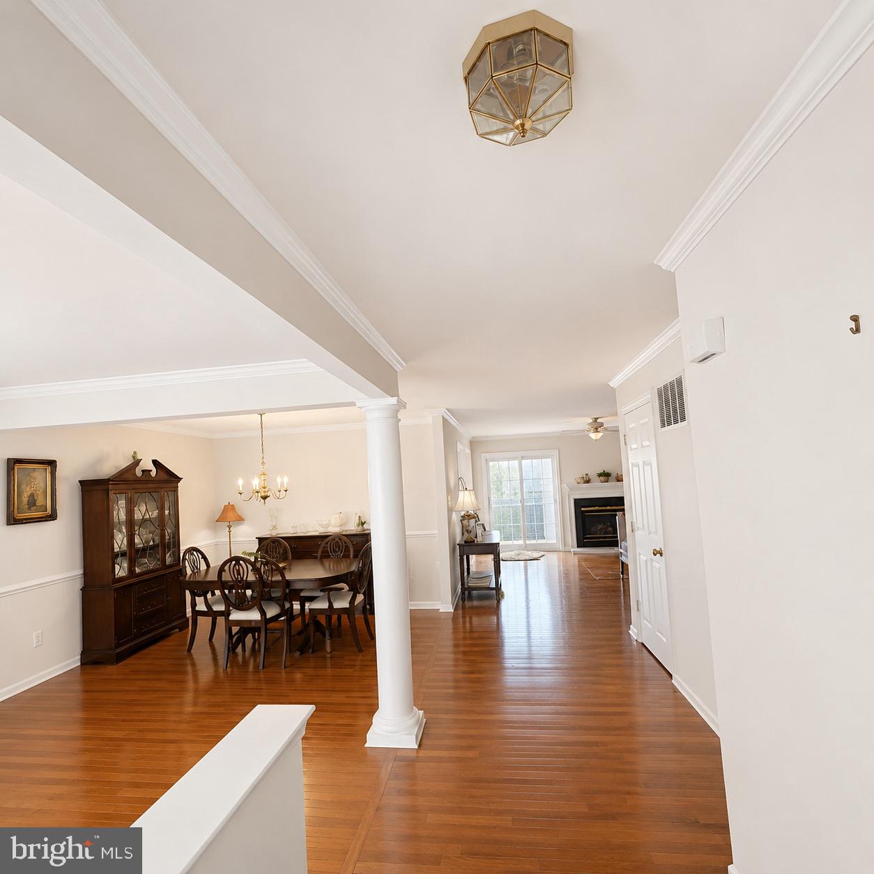 11 Hogan Way Moorestown, NJ 08057 - Photo 3 of 9 Elegant entryway with warm tones.