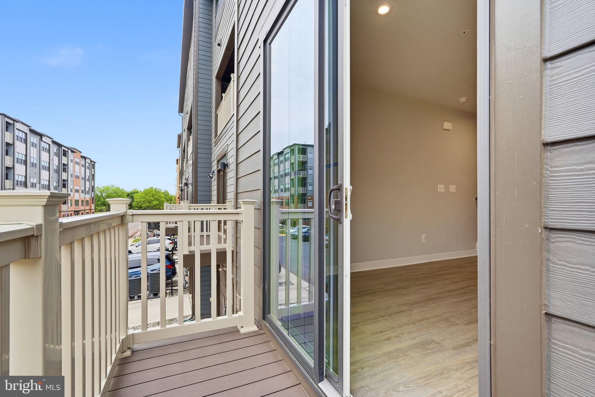 14540 George Carter Way, Unit 290 Chantilly, VA 20151 - Photo 18 of 77