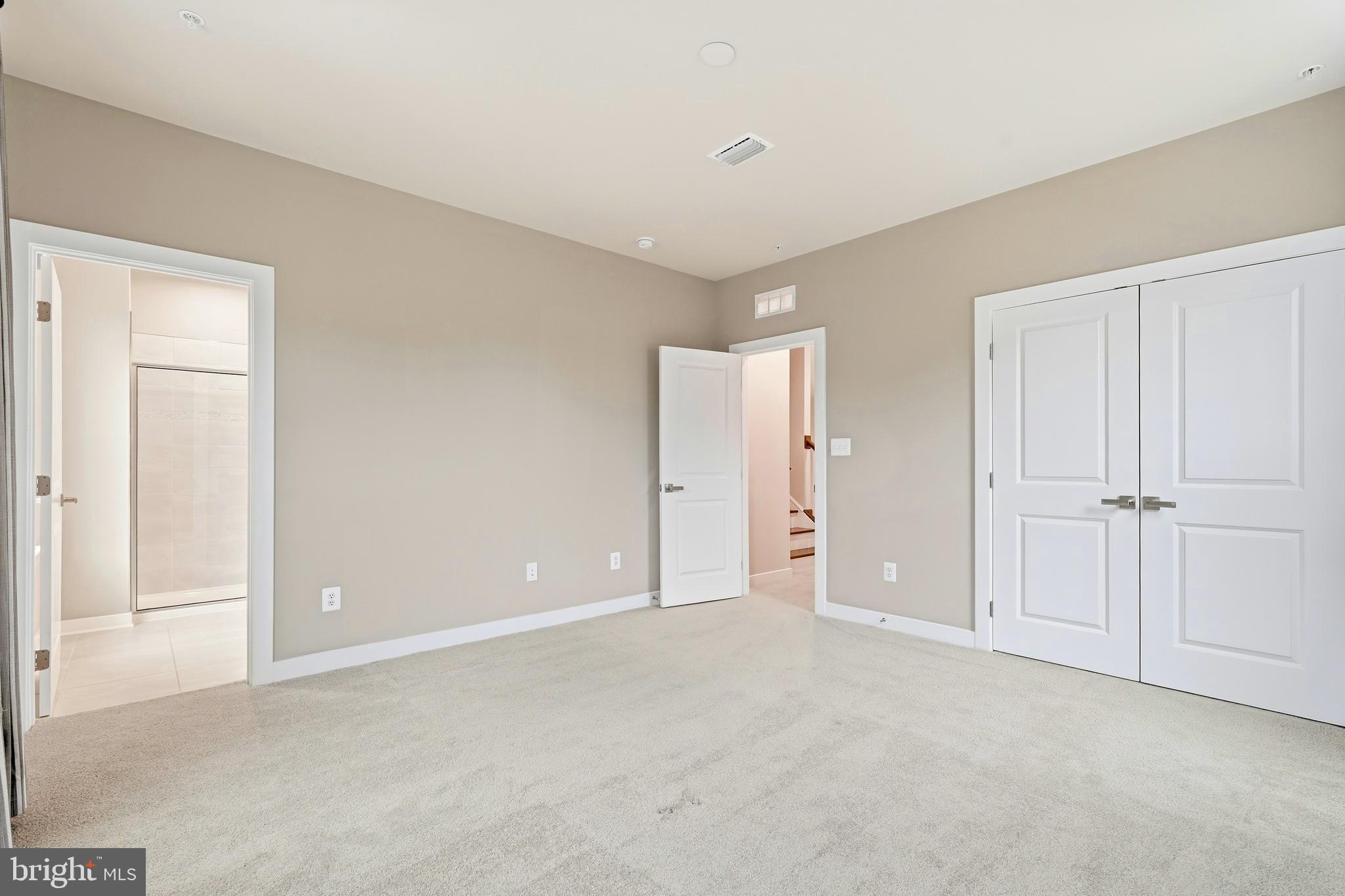 14540 George Carter Way, Unit 290 Chantilly, VA 20151 - Photo 24 of 77